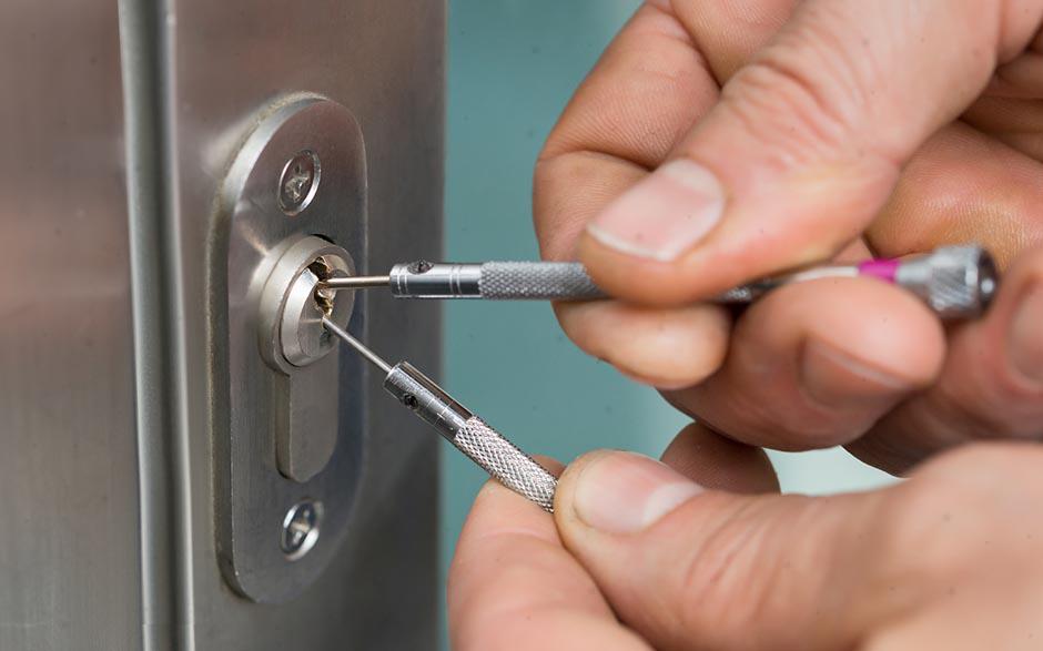 personnalisé serrurier prix Limours